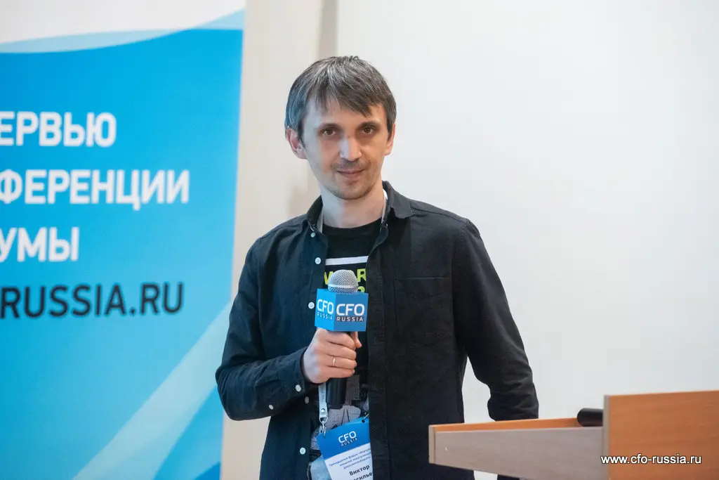 Виктор Васильев<br />
Руководитель направления развития систем электронного документооборота<br />
Норильский никель 43 vasiliev.jpg